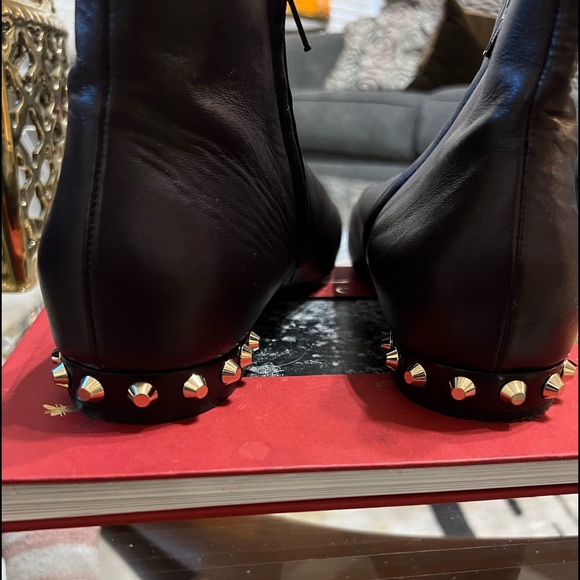 Balenciaga Leather Studded Ankle Boot. Size 40. - Picture 6 of 9